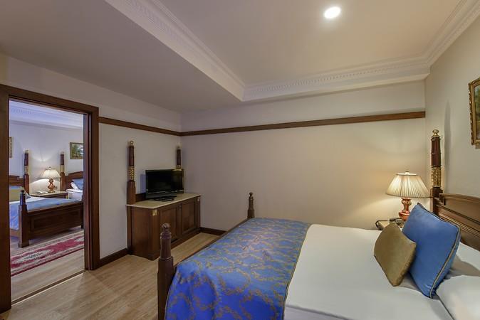 Delphin Palace Hotel Lara