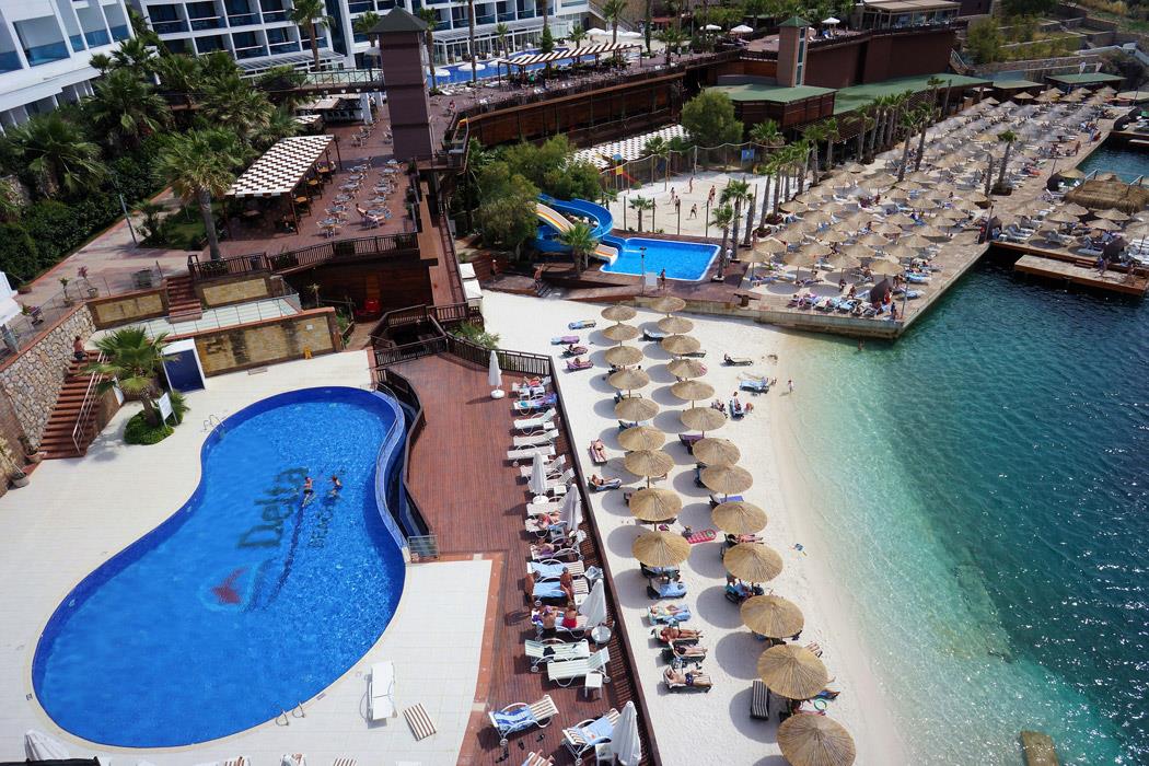 Delta Beach Resort Hotel