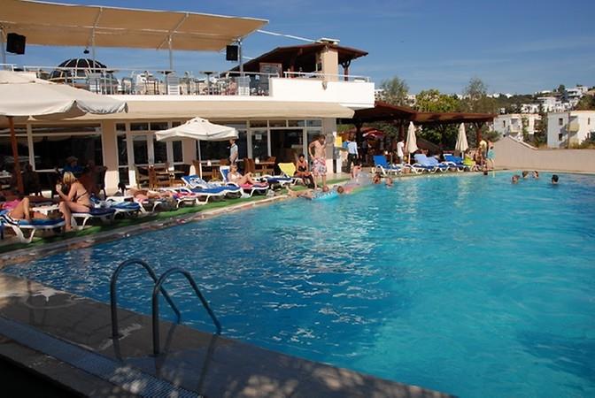Eken Resort Hotel