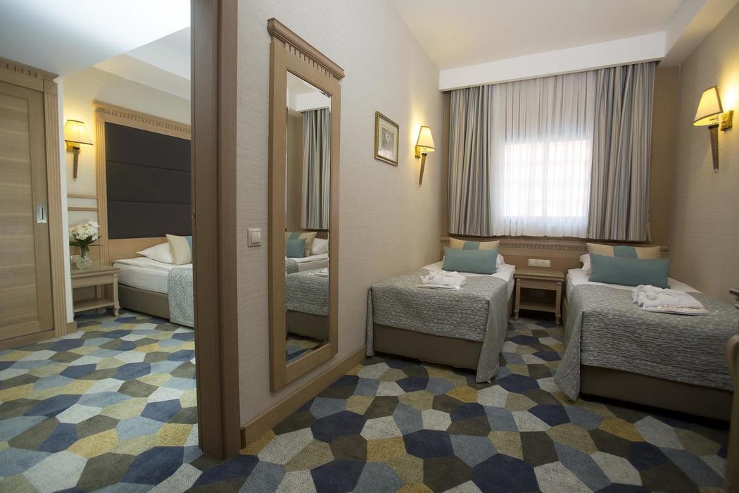 Fame Residence Lara SPA Hotel