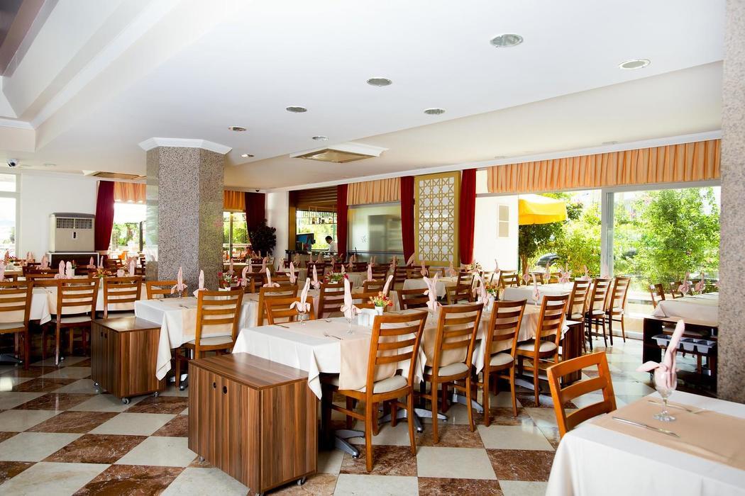 Fame Residence Park Hotel