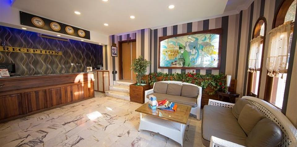 Family Belvedere Hotel