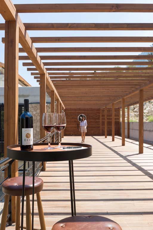 Gillham Vineyard Hotel