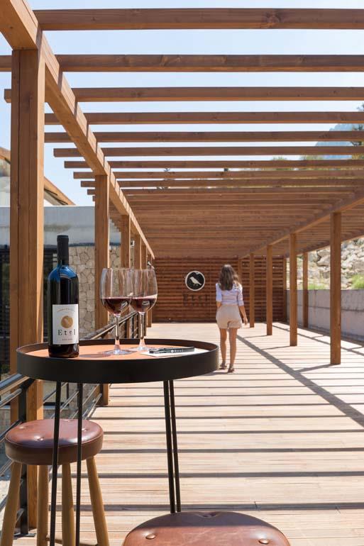 Gillham Vineyard Hotel