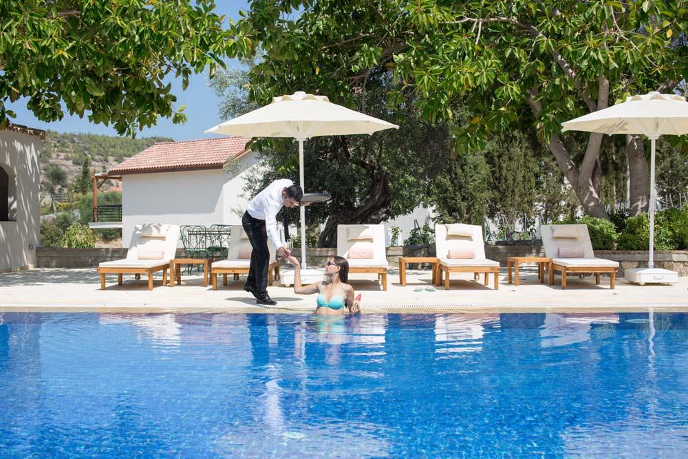 Gillham Vineyard Hotel