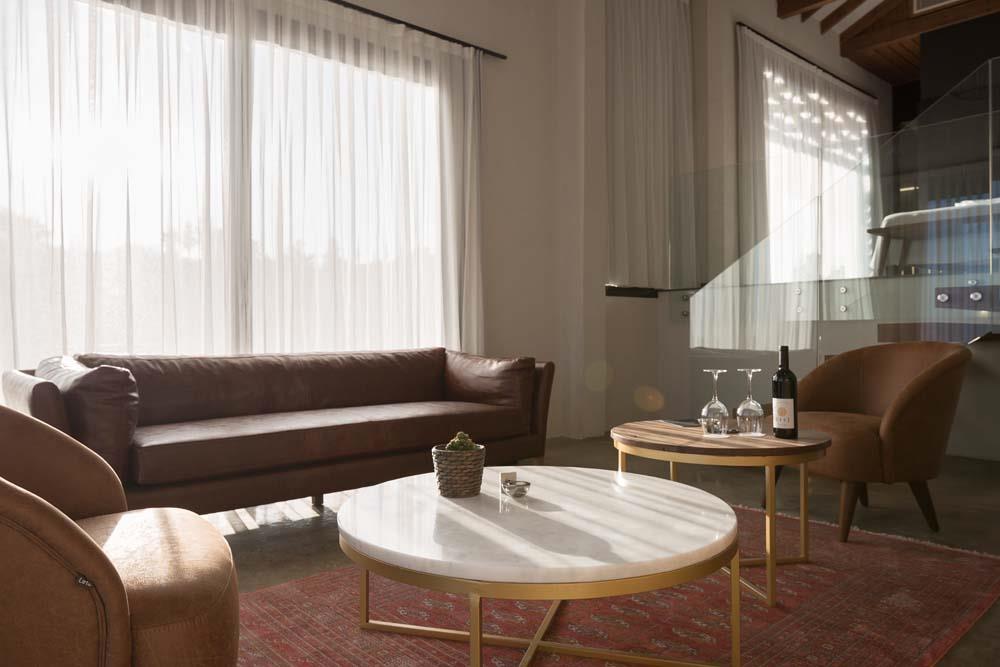 Gillham Vineyard Hotel
