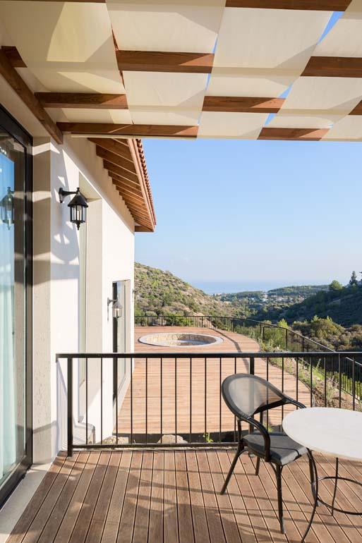 Gillham Vineyard Hotel