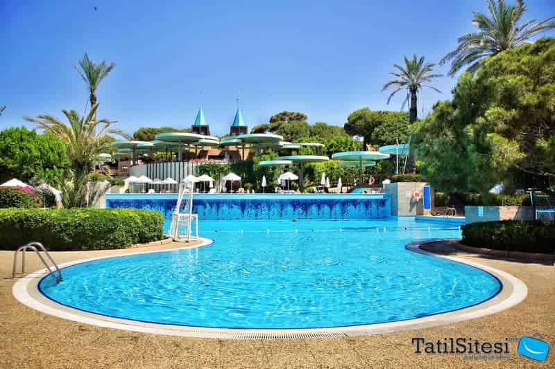 Gloria Verde Resort 