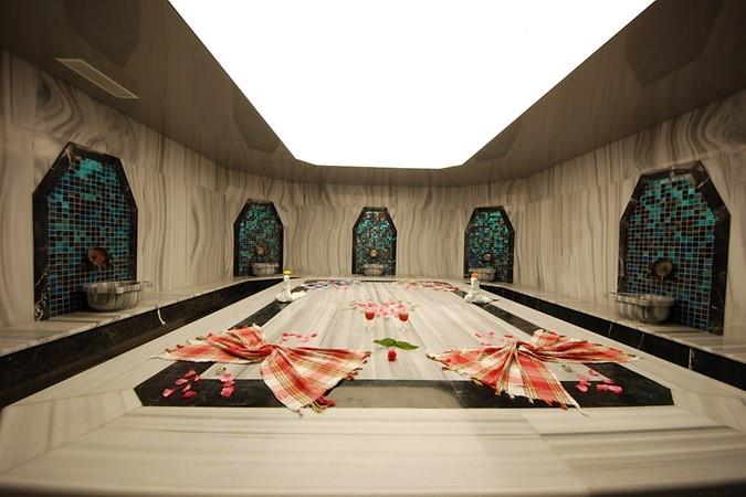 Golden Rock Beach Hotel 