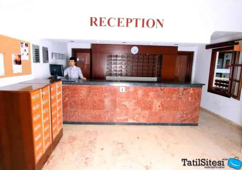 Golden Sunset Beach Hotel 