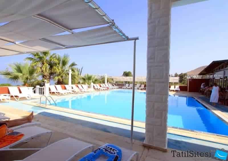 Golden Sunset Beach Hotel 