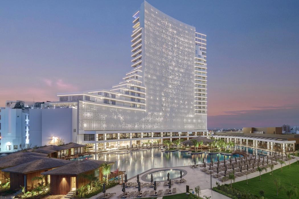 Grand Sapphire Resort Hotel 