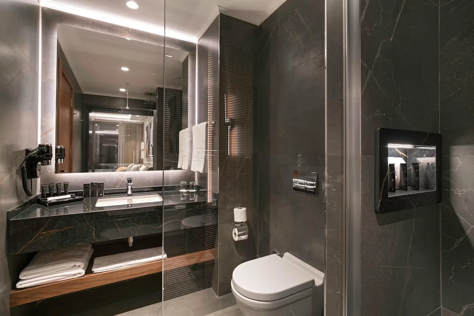 Grand Sapphire Resort Hotel 