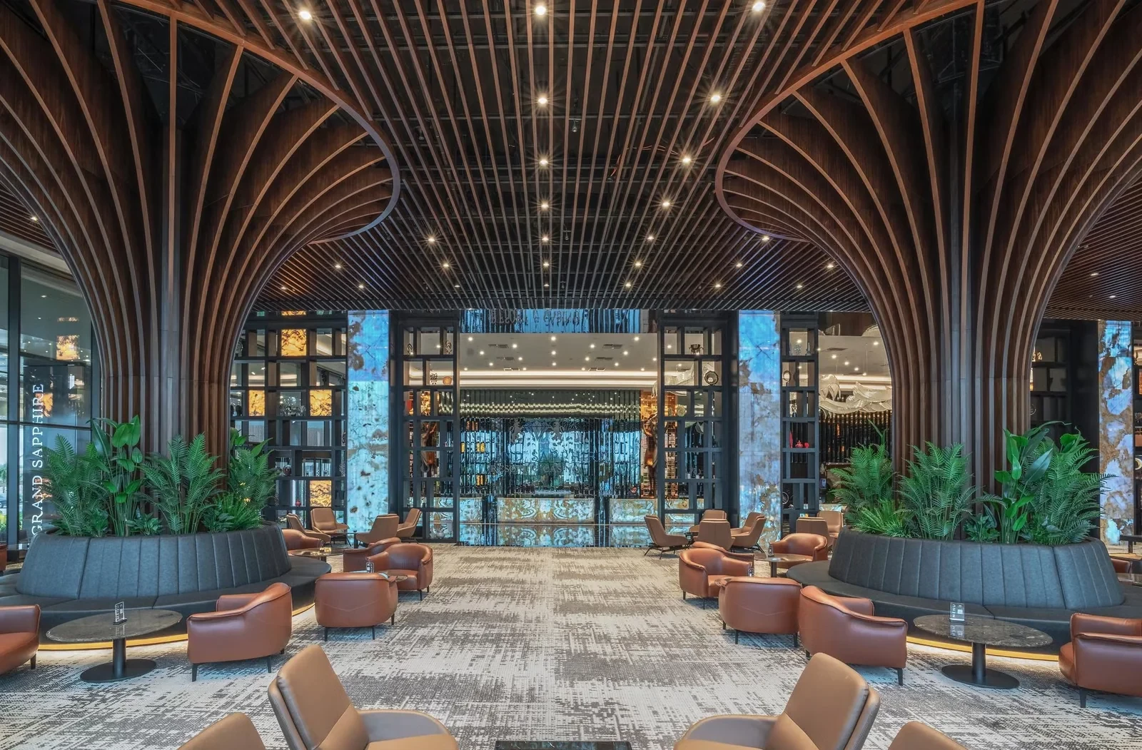 Grand Sapphire Resort Hotel 