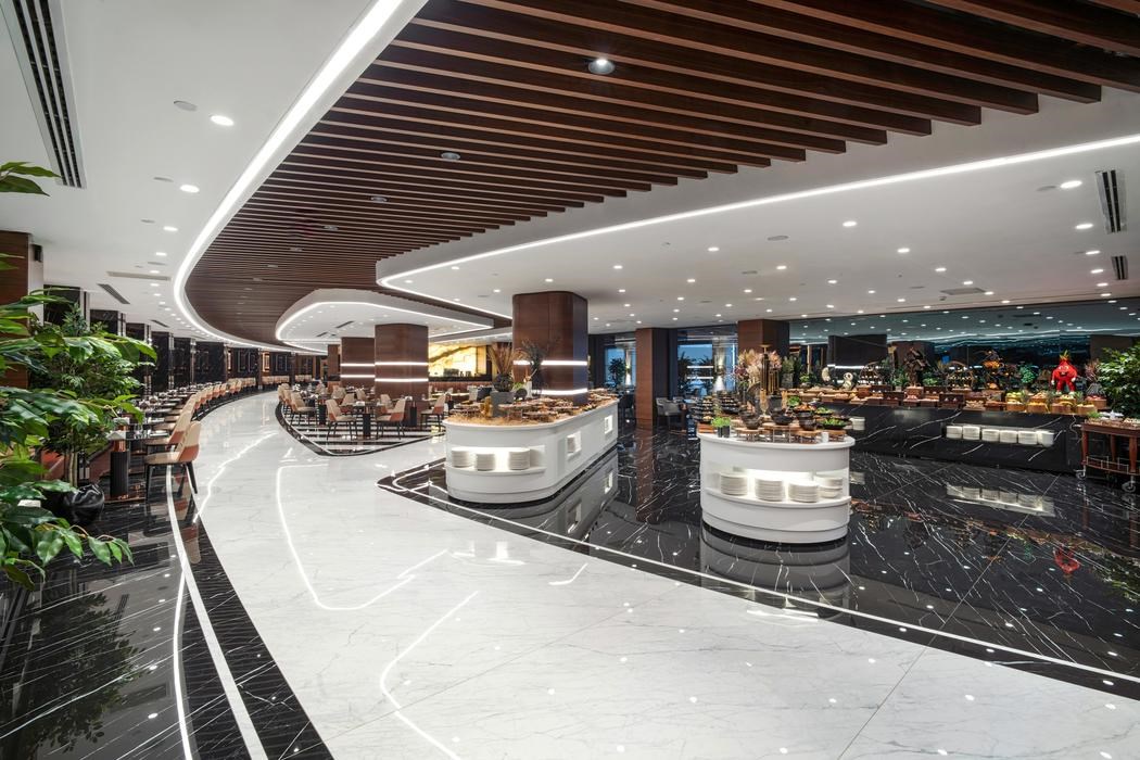 Grand Sapphire Resort Hotel 