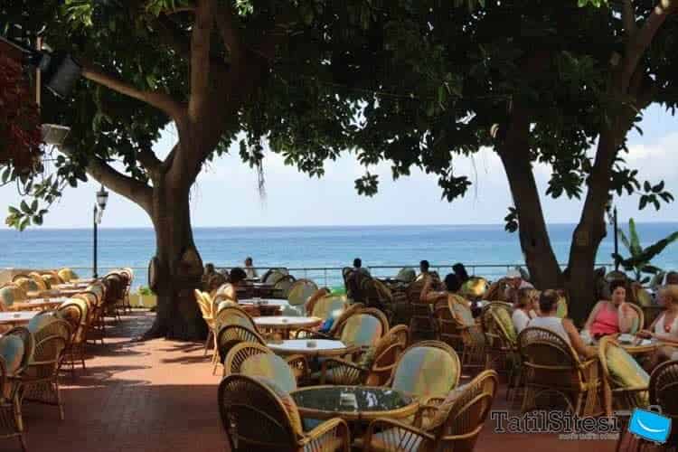 Görgülü Kleopatra Beach Hotel