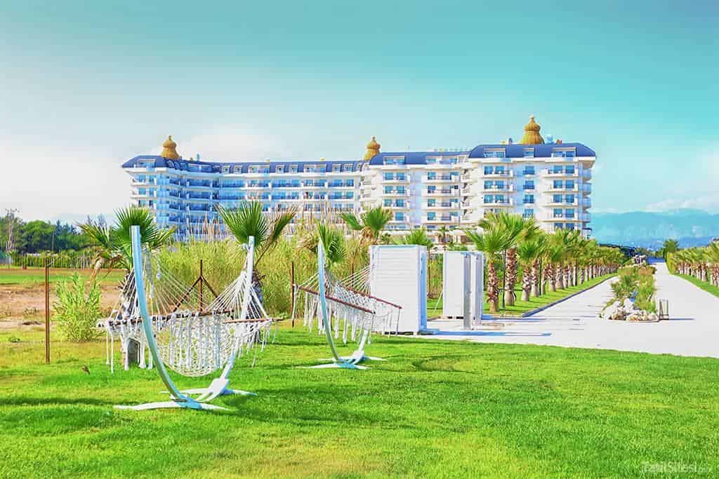 Heaven Beach Resort & Spa