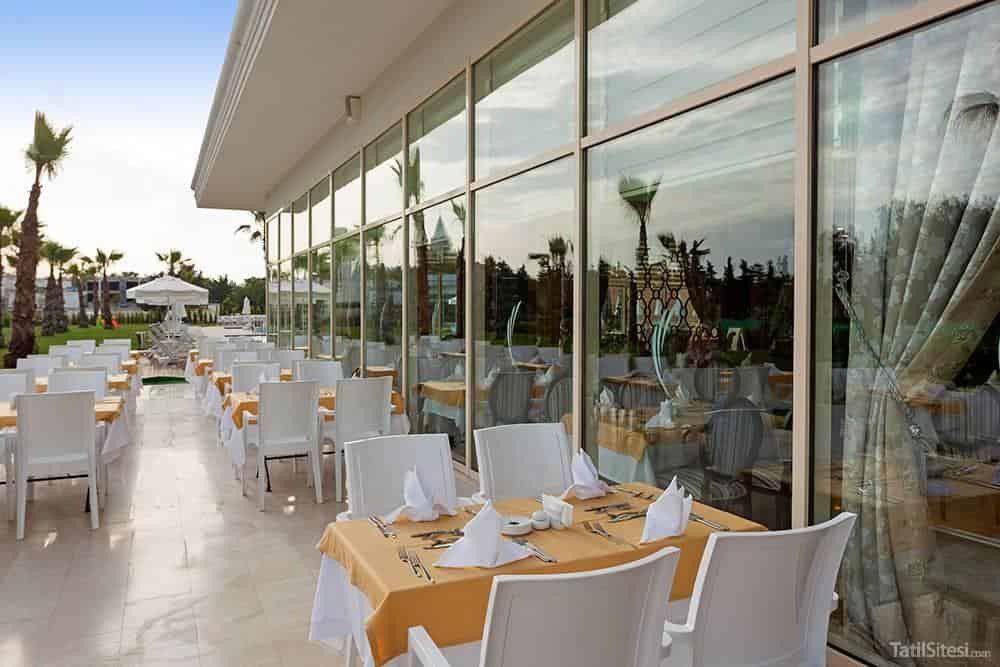 Heaven Beach Resort & Spa