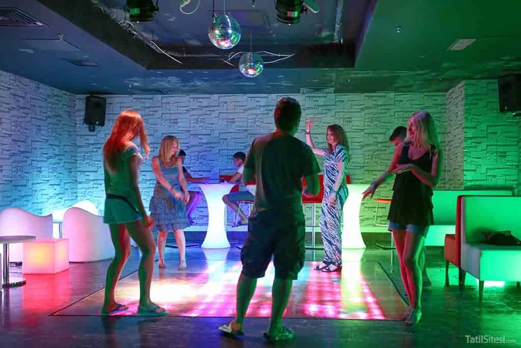 Heaven Beach Resort & Spa