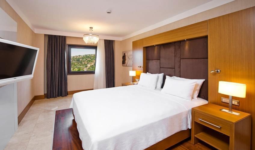 Hilton Bodrum Türkbükü Resort Spa