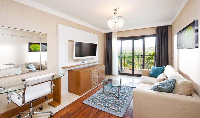 Hilton Bodrum Türkbükü Resort Spa