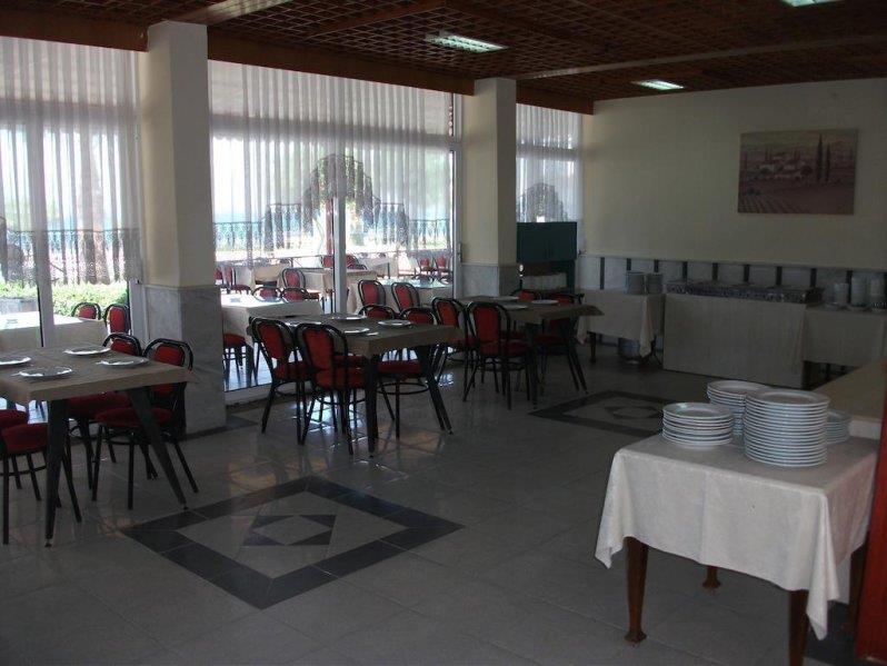 Holiday Hotel Güzelçamlı
