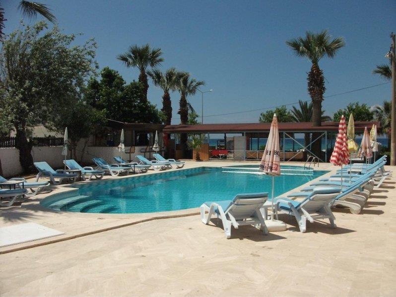 Holiday Hotel Güzelçamlı