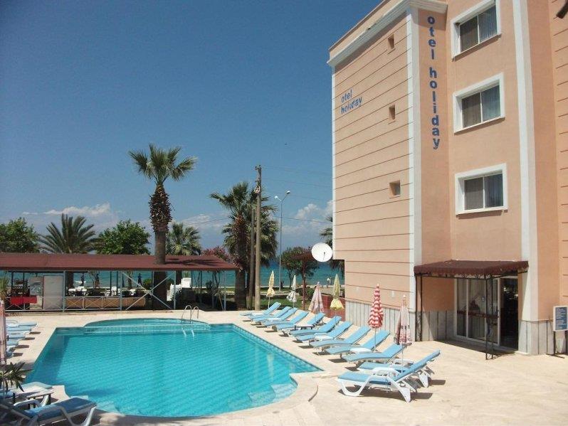 Holiday Hotel Güzelçamlı