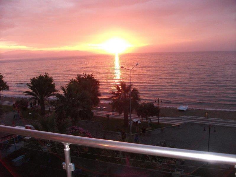 Holiday Hotel Güzelçamlı