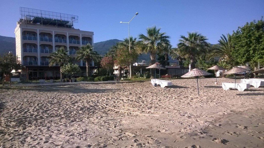 Holiday Hotel Güzelçamlı