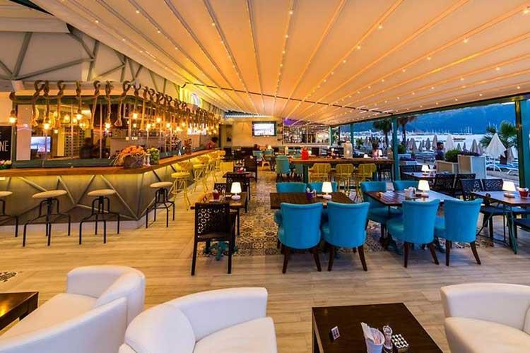 Honeymoon Beach Hotel