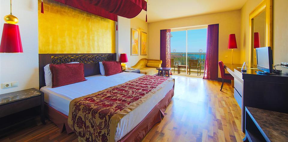 Horus Paradise Luxury Resort