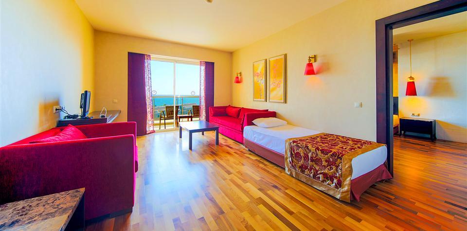 Horus Paradise Luxury Resort