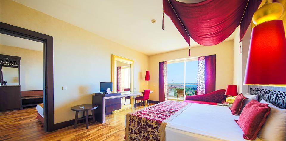 Horus Paradise Luxury Resort