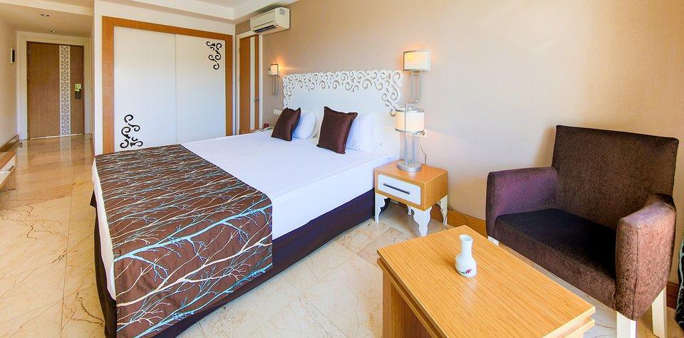 Horus Paradise Luxury Resort