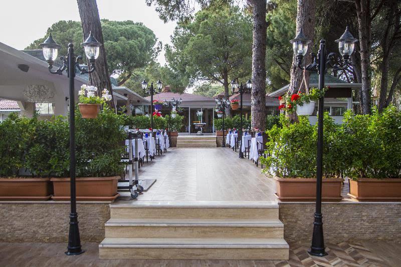 Jacaranda Luxury Club Hotel 