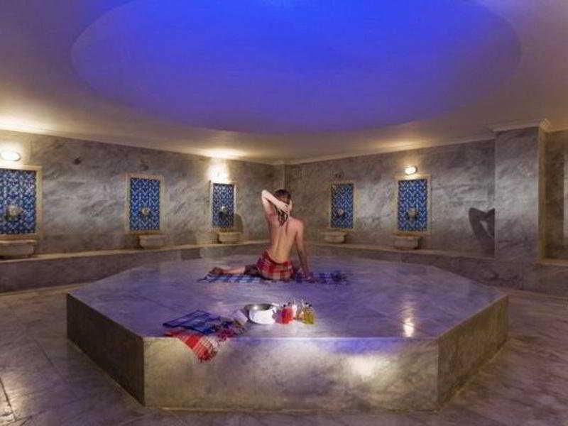 Jacaranda Luxury Club Hotel 