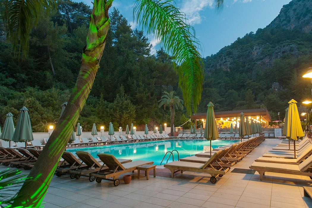 Julian Forest Suites