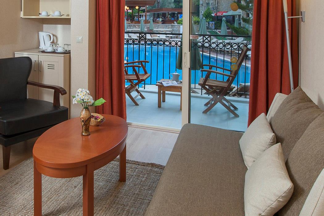 Julian Forest Suites