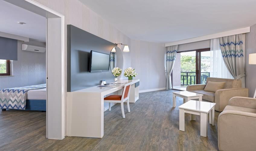 Justiniano Park Conti Club