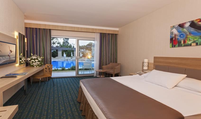 Justiniano Park Conti Club