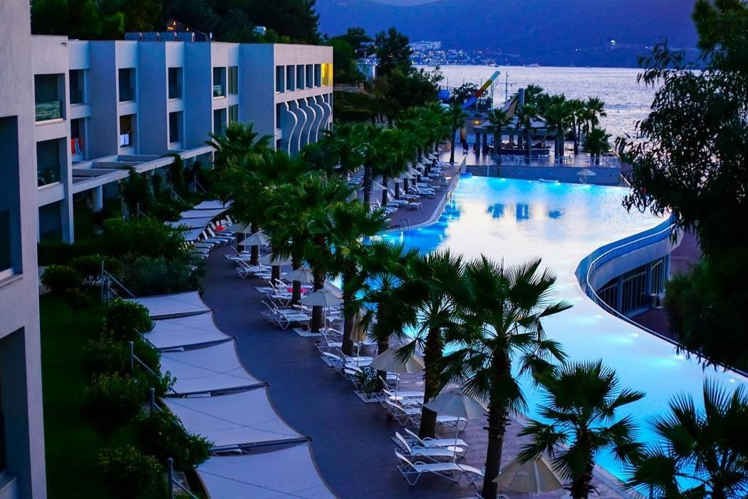 Kairaba Blue Dreams Resort Spa