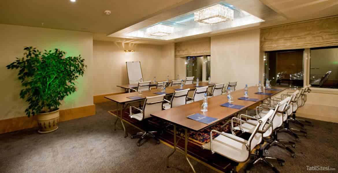 Kamelya Collection K Club