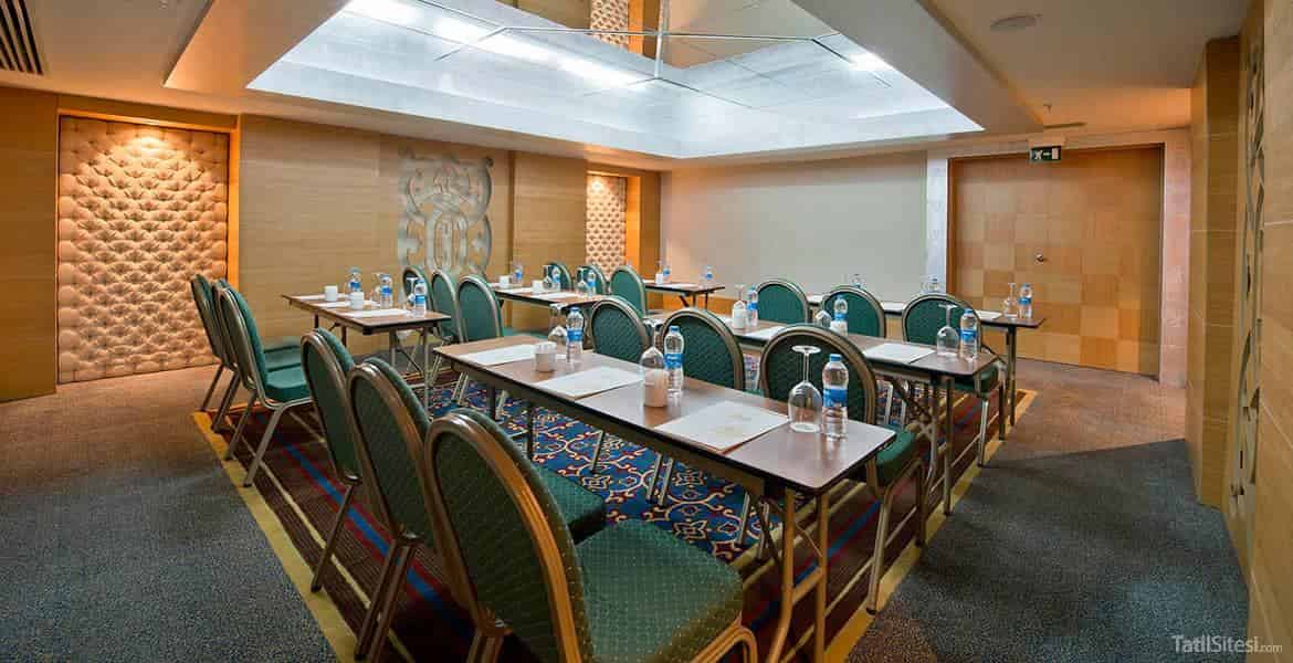 Kamelya Collection K Club