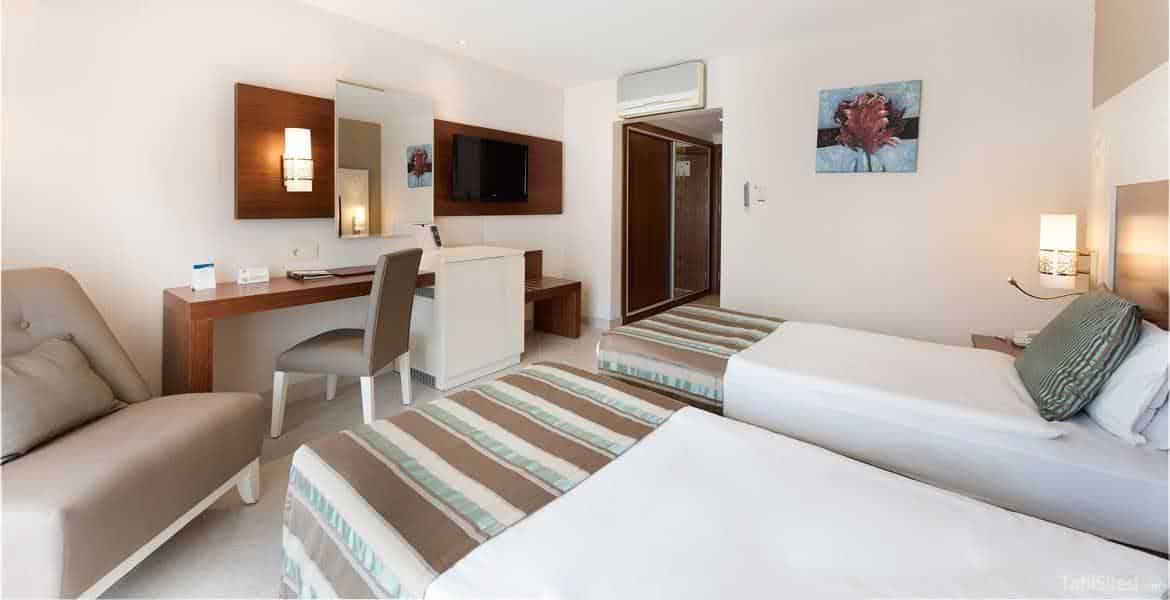 Kamelya Collection K Club