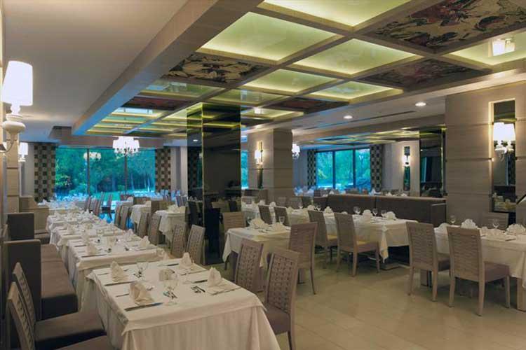 Kaya İzmir Thermal & Convention Hotel