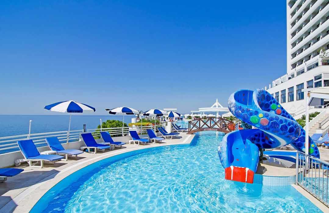 Korumar Hotel De Luxe