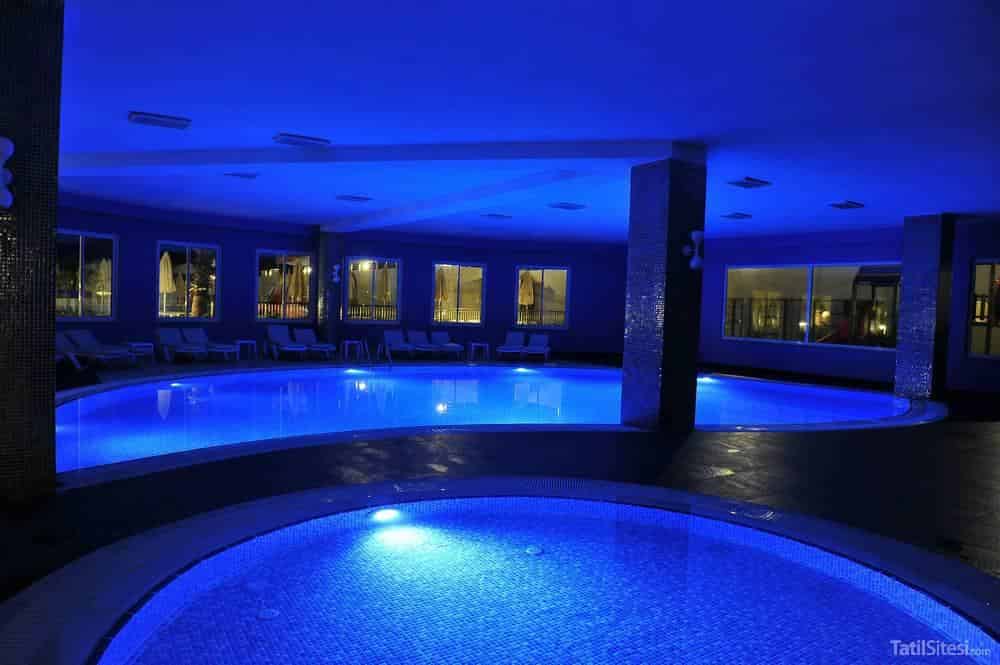 Lake & River Side Hotel Spa