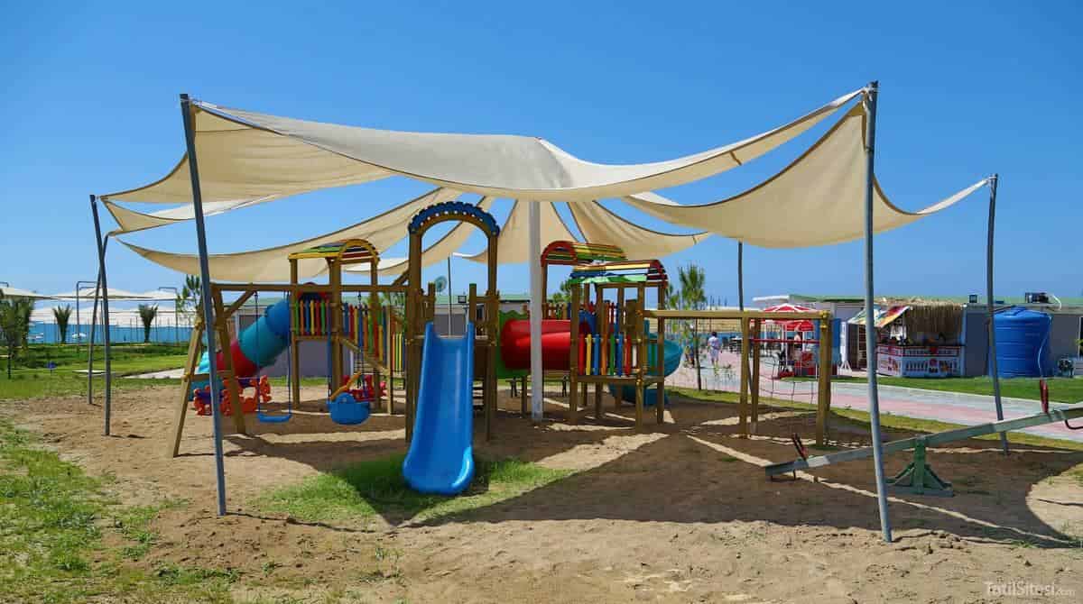 Lake & River Side Hotel Spa