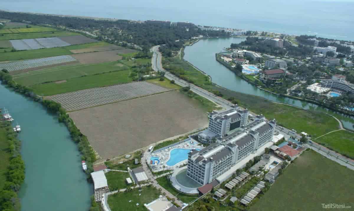 Lake & River Side Hotel Spa